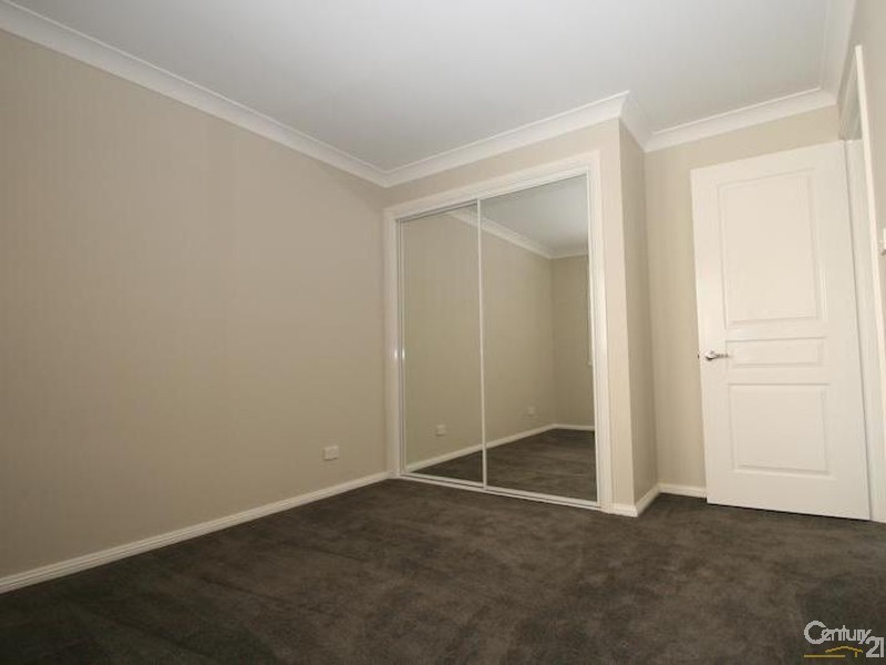 67  Botanic Way, Orange NSW 2800