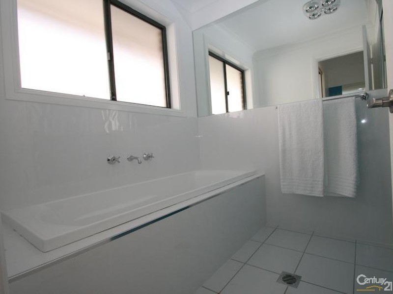 67  Botanic Way, Orange NSW 2800
