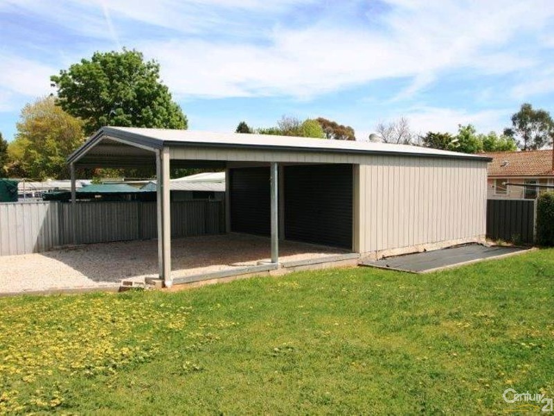 31 GOORAWIN ROAD, Orange NSW 2800