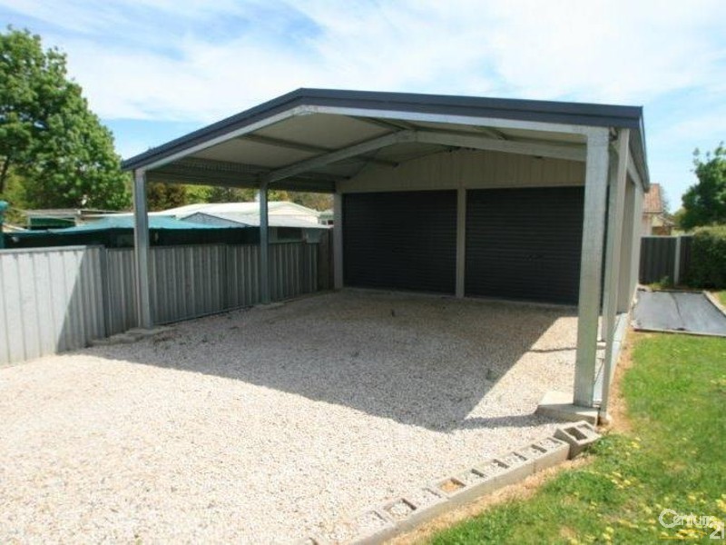 31 GOORAWIN ROAD, Orange NSW 2800