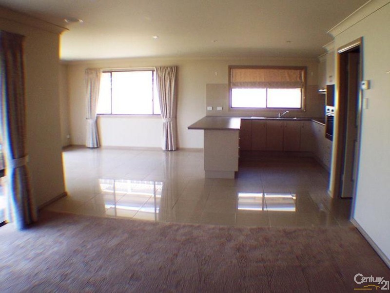 4A Rutherford Place, Orange NSW 2800