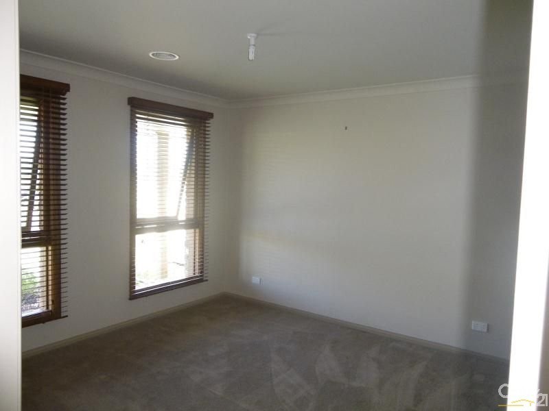 4A Rutherford Place, Orange NSW 2800
