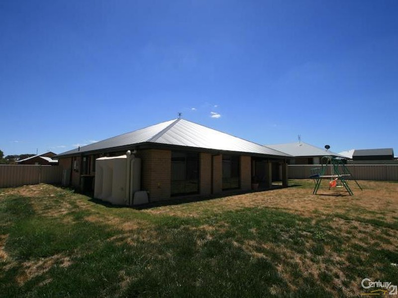 22 Unwin Street, Millthorpe NSW 2798