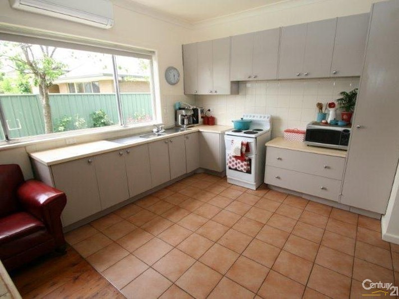 44 FRANKLIN ROAD, Orange NSW 2800