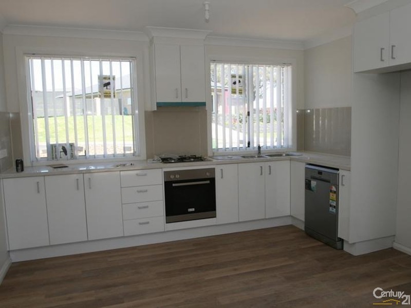 67 Brooklands Drive, Orange NSW 2800