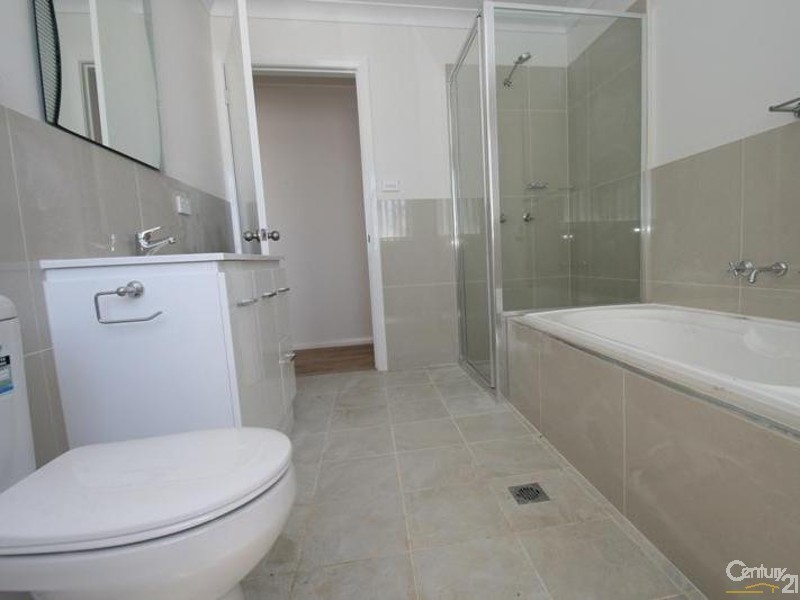 67 Brooklands Drive, Orange NSW 2800