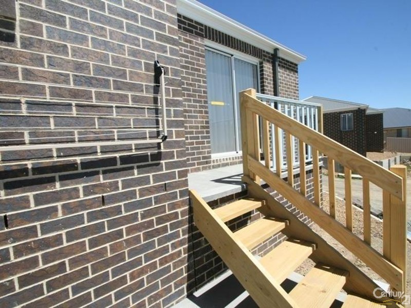 67 Brooklands Drive, Orange NSW 2800