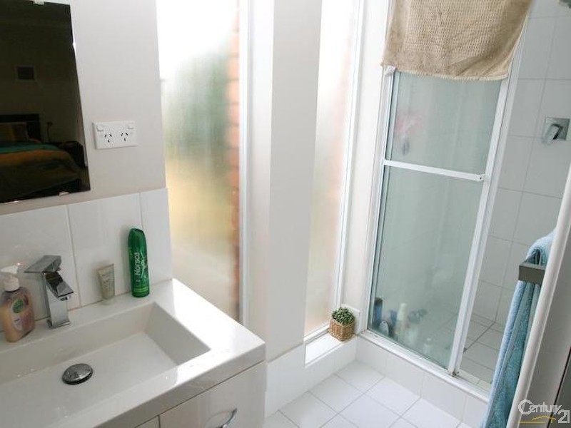 220 Ploughmans Lane, Orange NSW 2800