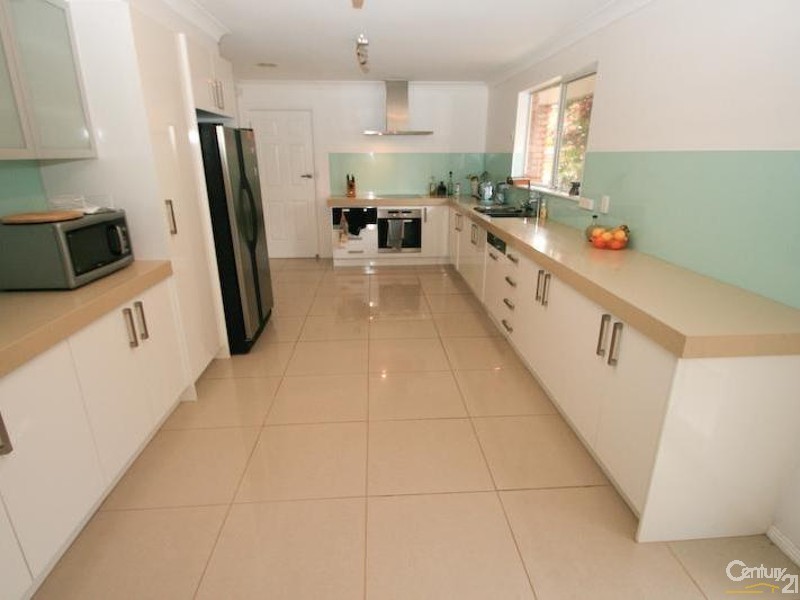 220 Ploughmans Lane, Orange NSW 2800