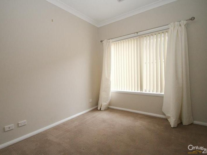 3 JADE AVENUE, Orange NSW 2800