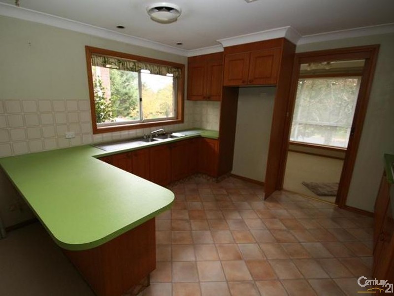 11 Grevillea Street, Orange NSW 2800