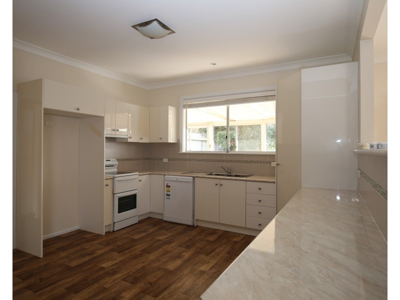 15 Tobruk Crescent, Orange NSW 2800