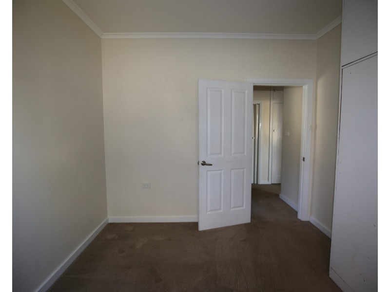 15 Tobruk Crescent, Orange NSW 2800