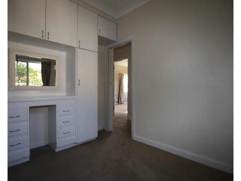 15 Tobruk Crescent, Orange NSW 2800