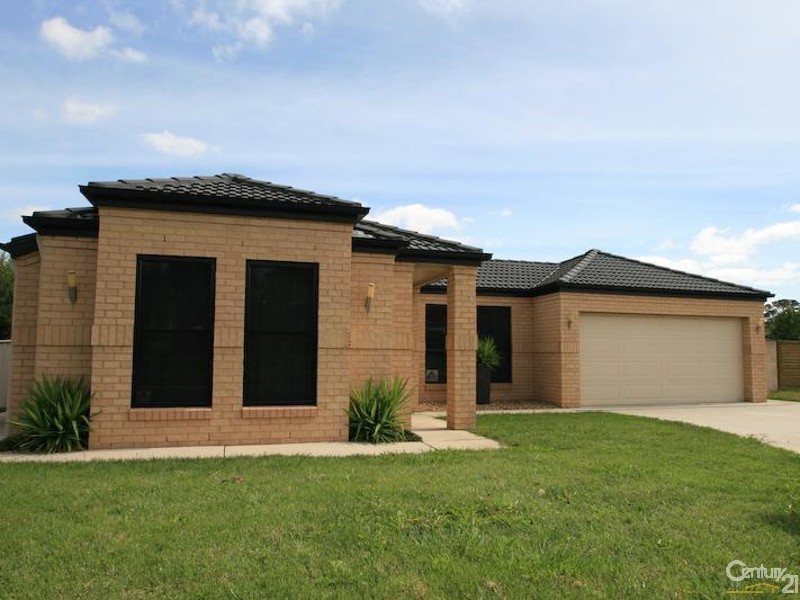 20 Terry Turner Drive, Orange NSW 2800