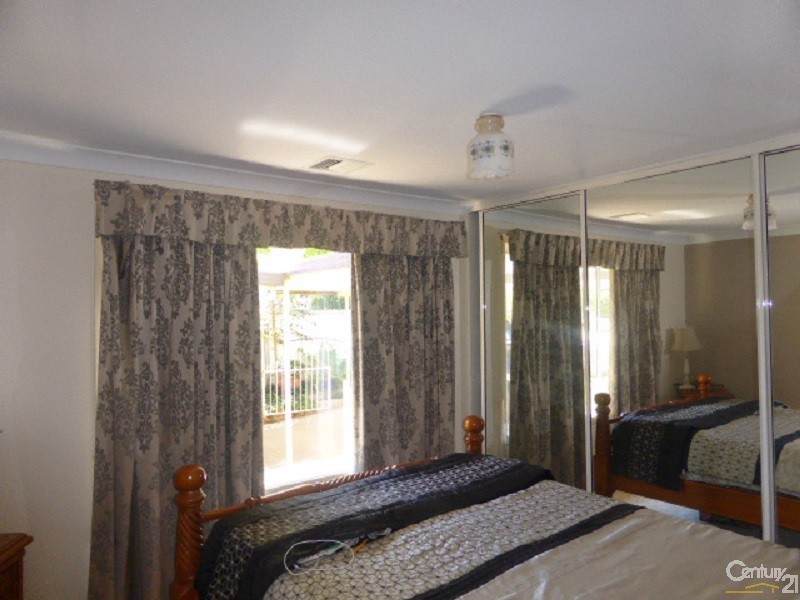 27 Rawle Avenue, Orange NSW 2800