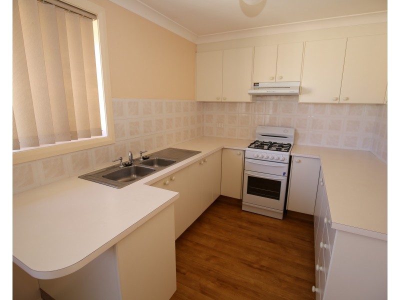 35a TURNER CRESCENT, Orange NSW 2800