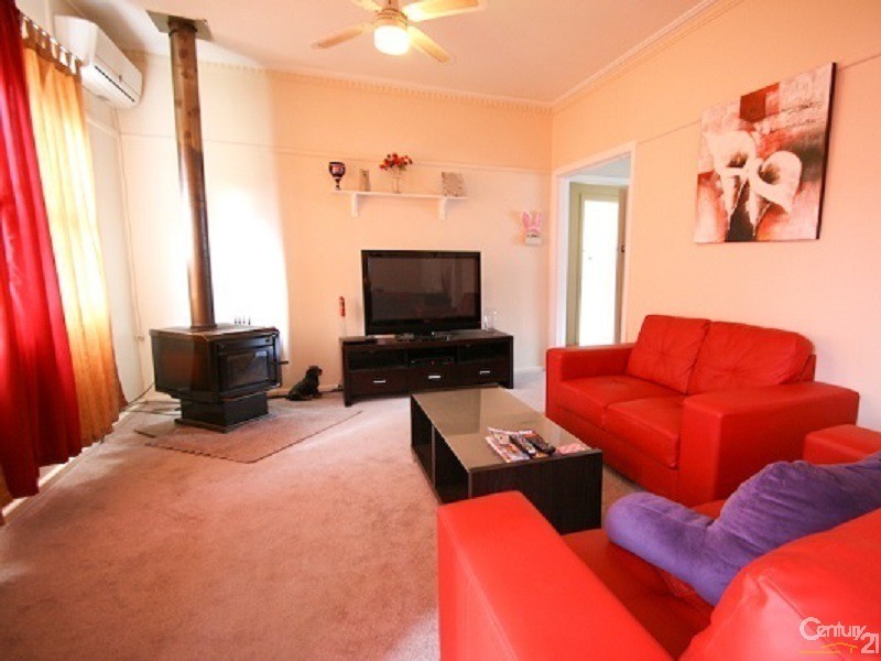 5 BURRENDONG WAY, Orange NSW 2800