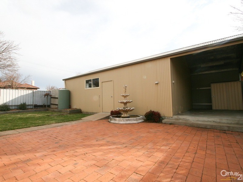 99 LORDS PLACE, Orange NSW 2800