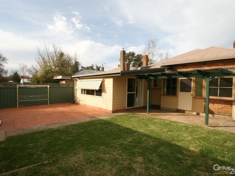 99 LORDS PLACE, Orange NSW 2800