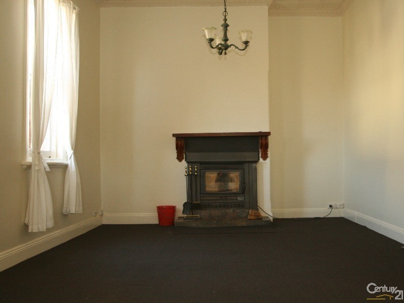 36 Caroline Street, Orange NSW 2800