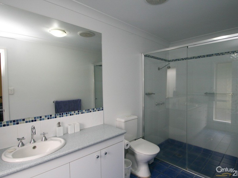 Spring Hill NSW 2800