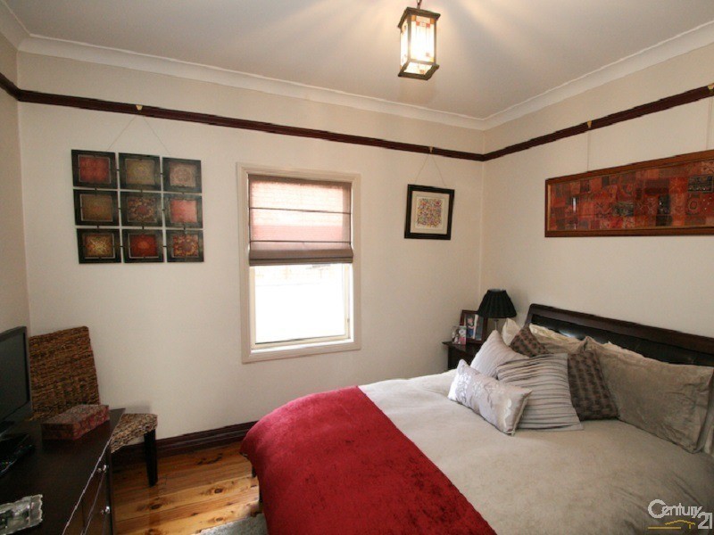 54 AUTUMN STREET, Orange NSW 2800