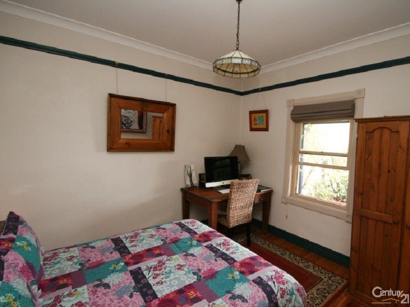 54 AUTUMN STREET, Orange NSW 2800