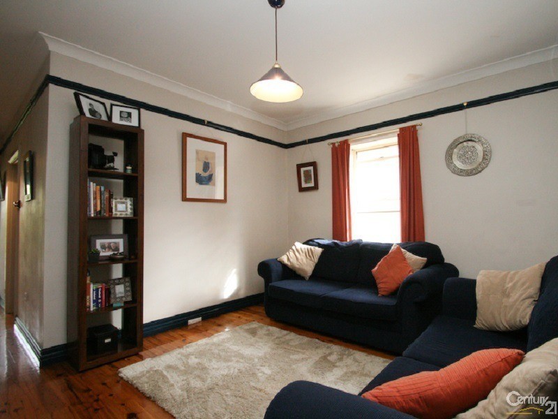 54 AUTUMN STREET, Orange NSW 2800