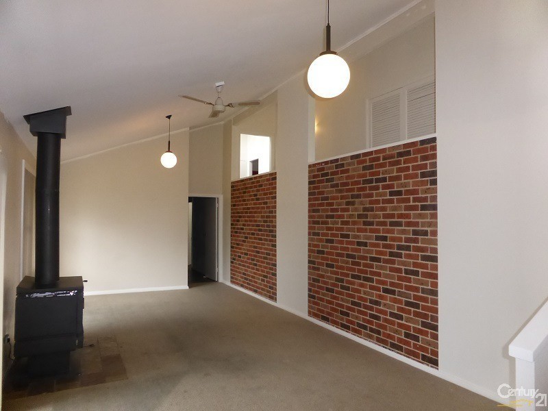 9 Provincial Place, Orange NSW 2800