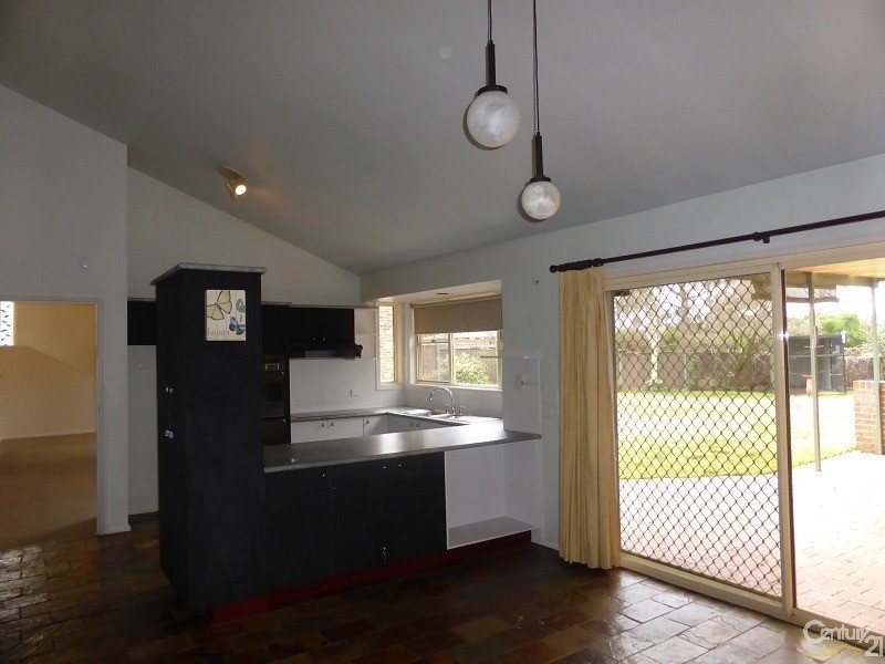 9 Provincial Place, Orange NSW 2800