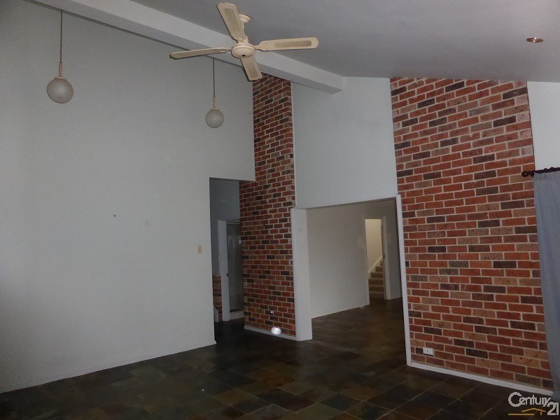 9 Provincial Place, Orange NSW 2800