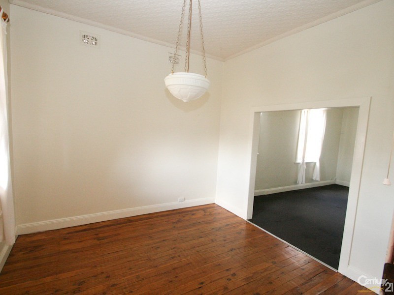 36 Caroline Street, Orange NSW 2800