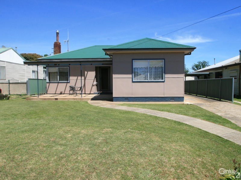 17 TOBRUK CRESCENT, Orange NSW 2800