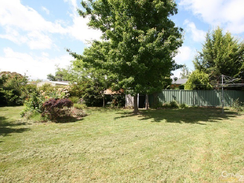 9 Morobe Place, Orange NSW 2800