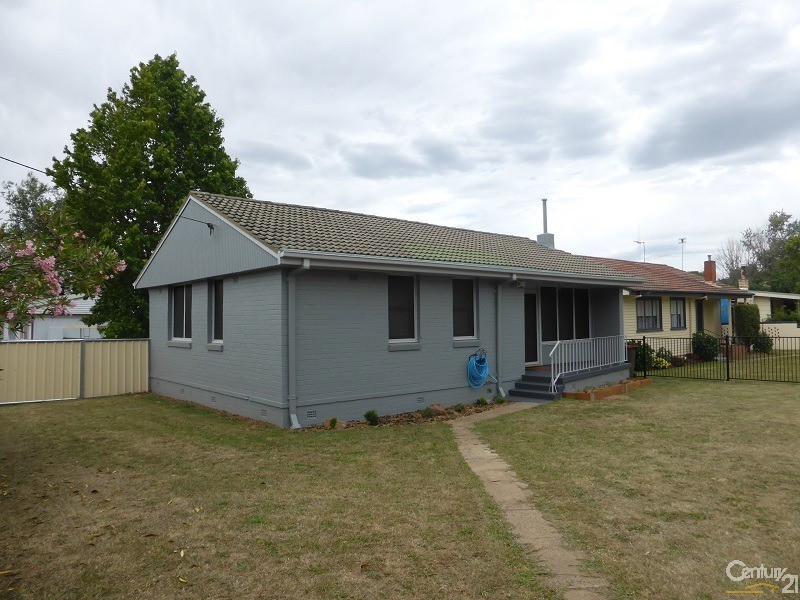 75 Adina Crescent, Orange NSW 2800