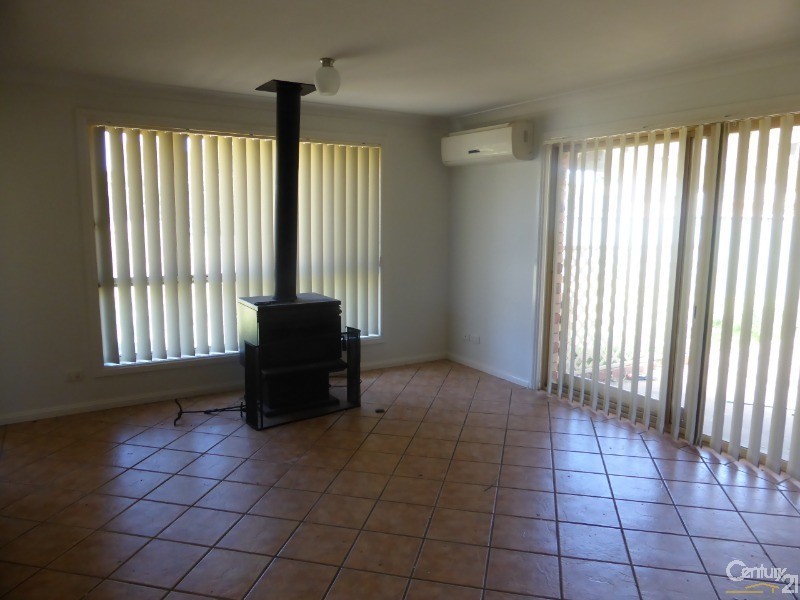 11 Marsden Place, Orange NSW 2800