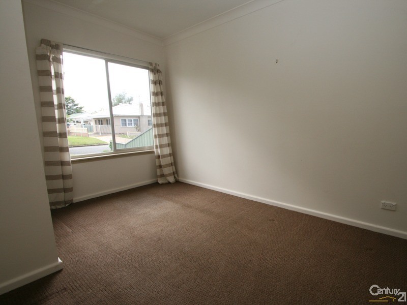 375 Lords Place, Orange NSW 2800