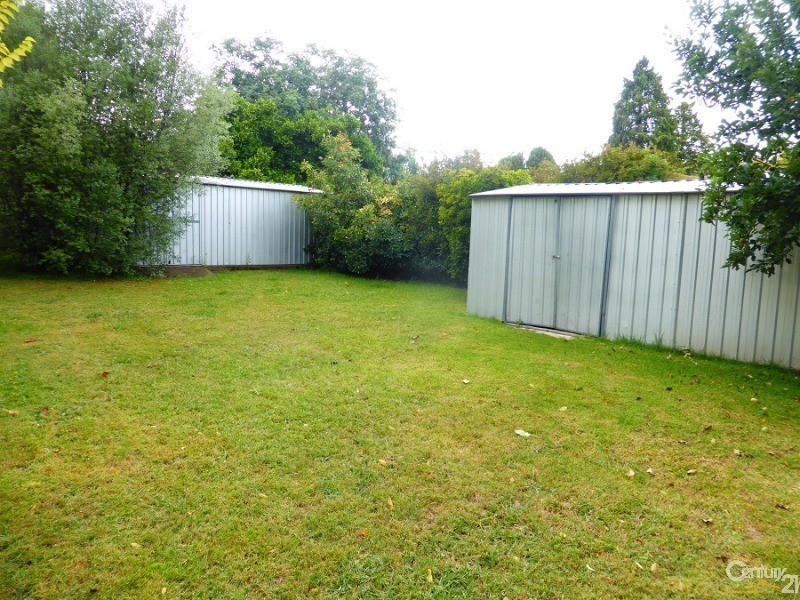 30 Yarawini drive, Orange NSW 2800