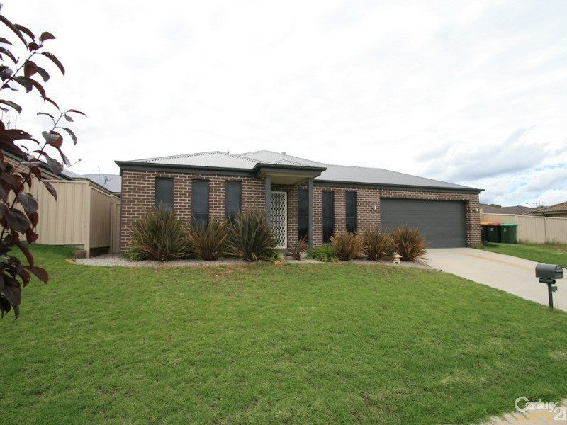 4 EMMAVILLE STREET, Orange NSW 2800