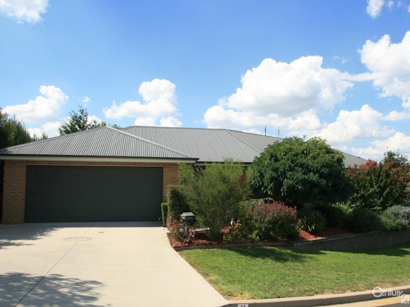 4A MAJESTIC WAY, Orange NSW 2800