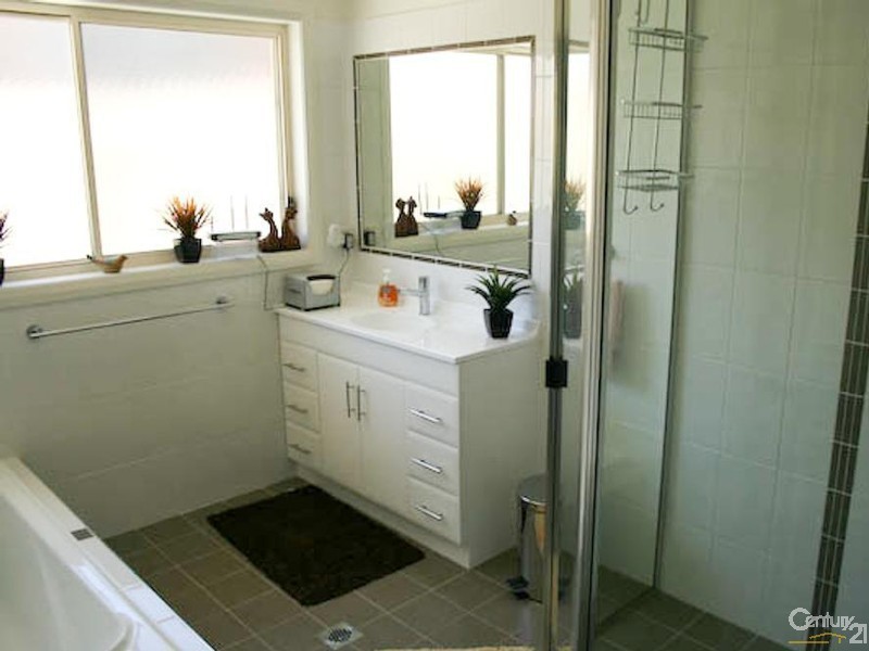 4A MAJESTIC WAY, Orange NSW 2800