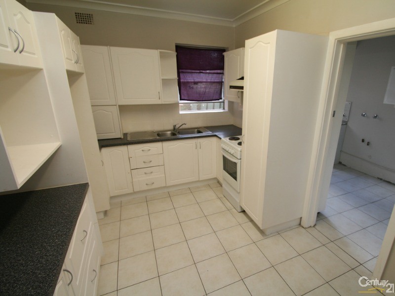 2/13 TORPY STREET, Orange NSW 2800