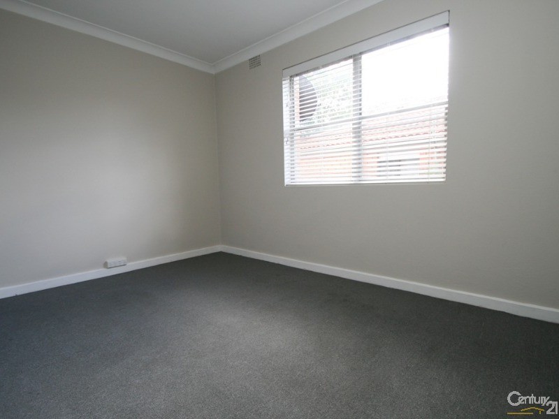 2/13 TORPY STREET, Orange NSW 2800