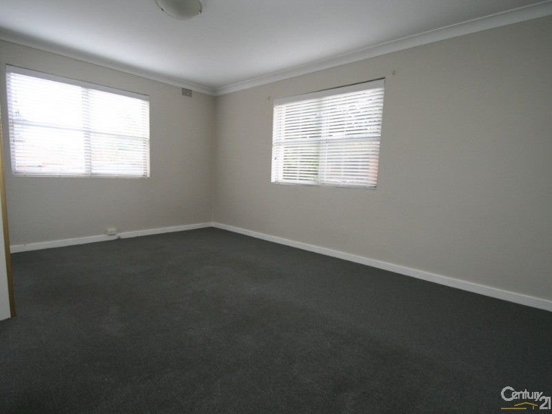 2/13 TORPY STREET, Orange NSW 2800