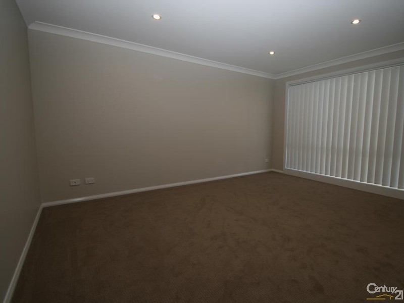 4 Pearl Court, Orange NSW 2800