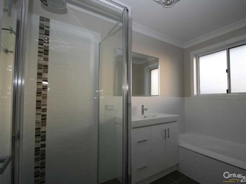 4 Pearl Court, Orange NSW 2800