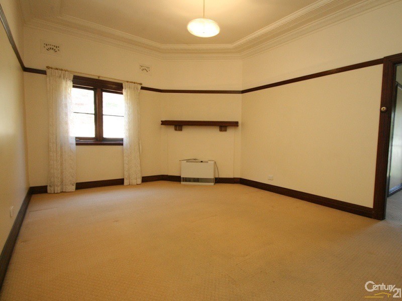 204 McLachlan Street, Orange NSW 2800