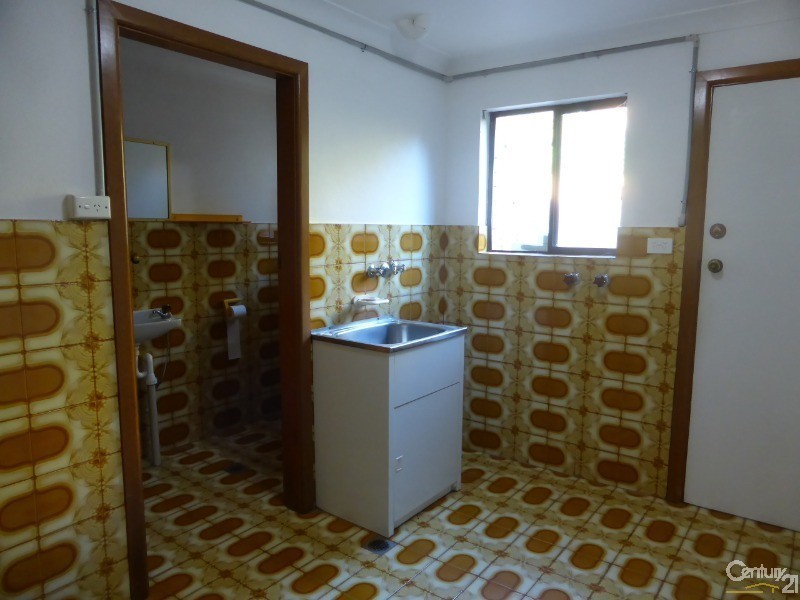 9 Pulari Place, Orange NSW 2800