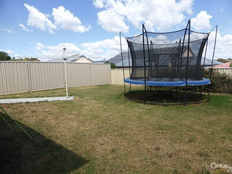 5 Pearl Court, Orange NSW 2800